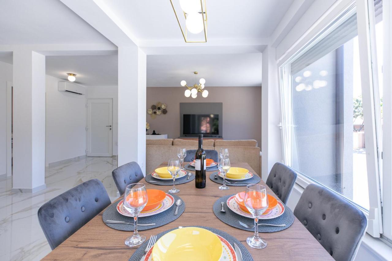 Apartman Suzi Pula Dış mekan fotoğraf