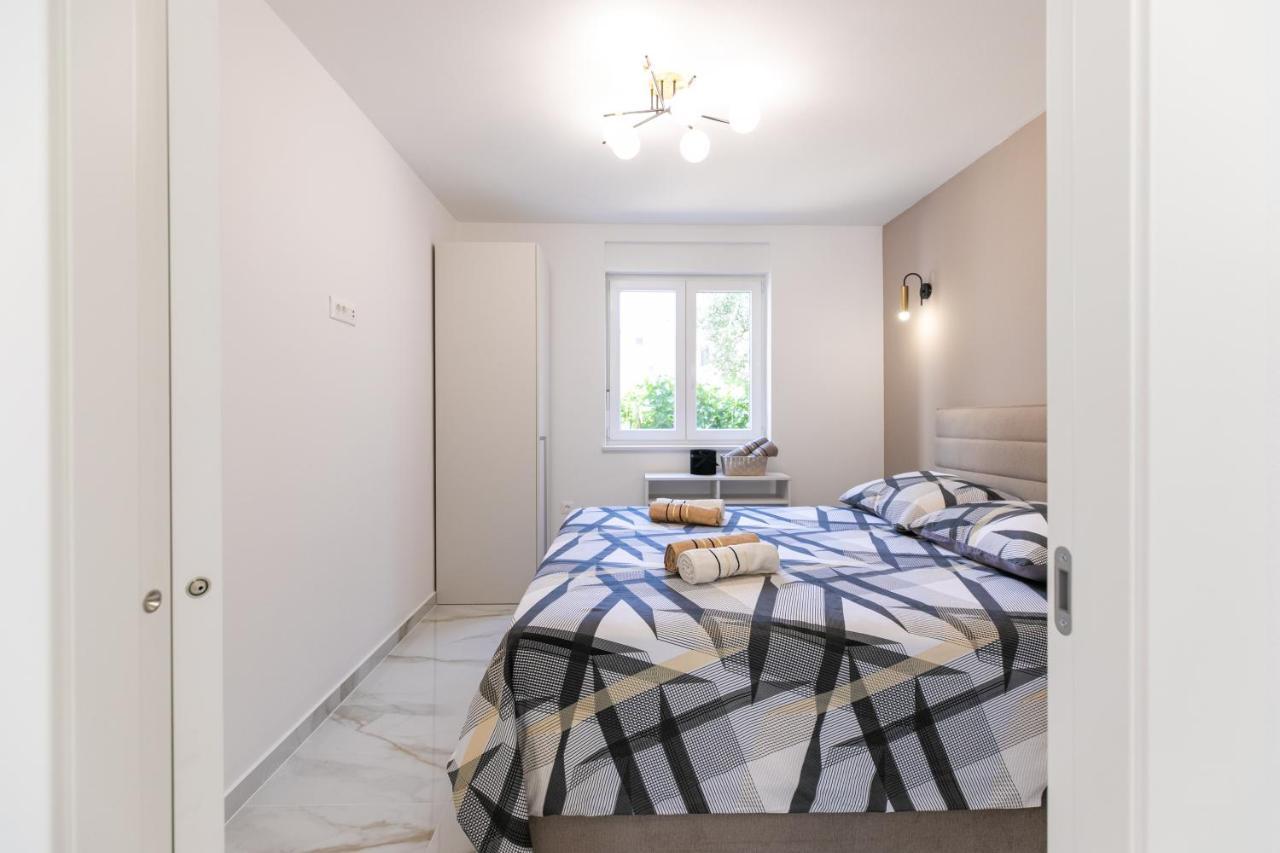 Apartman Suzi Pula Dış mekan fotoğraf