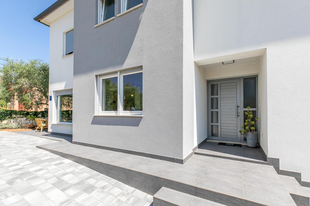 Apartman Suzi Pula Dış mekan fotoğraf